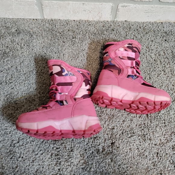 Fashion Girls Infant Pink Camo Winter Boots Size 2 - Picture 4 of 10